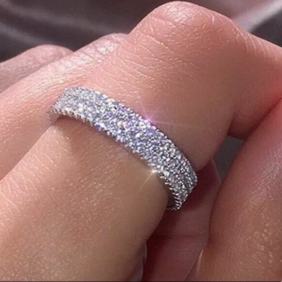 NEW! Elegant 925 silver ring 🔥🔥 - Picture 2 of 6